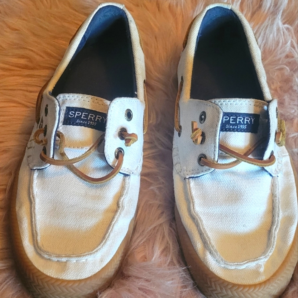 SPERRY'S WOMEN SIZE 7